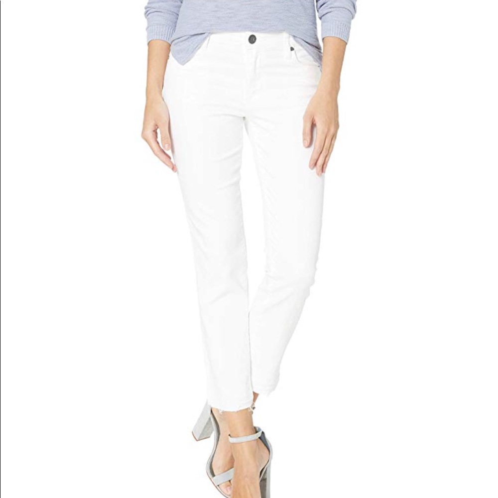Fall/Winter White Straight Leg Soft Women’s Jeans - Picture 2 of 15